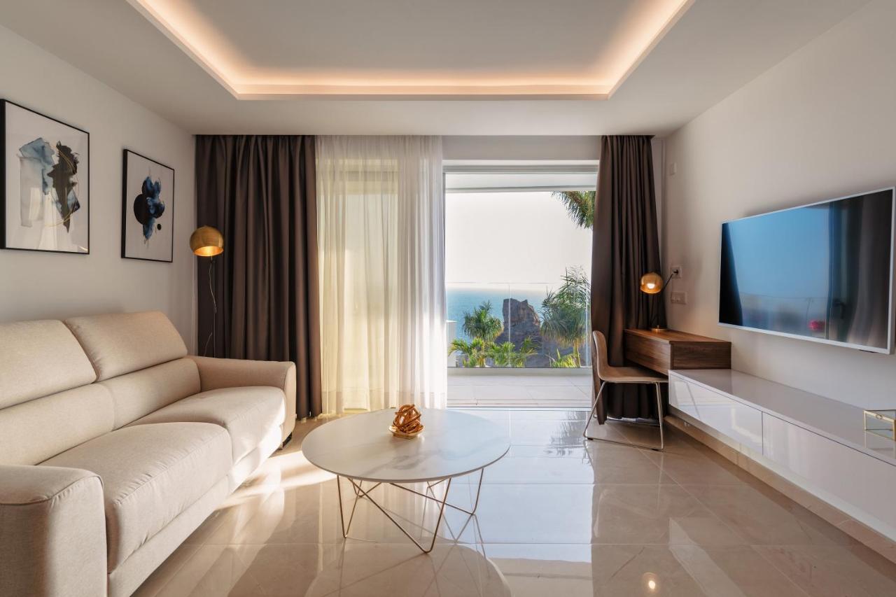Grand Horizon Luxury Boutique Apartments Puerto Rico  Ngoại thất bức ảnh