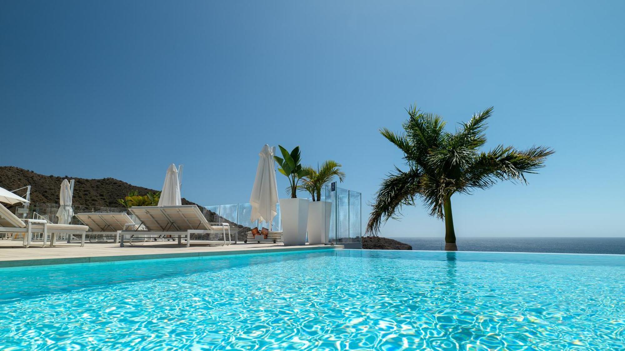 Grand Horizon Luxury Boutique Apartments Puerto Rico  Ngoại thất bức ảnh
